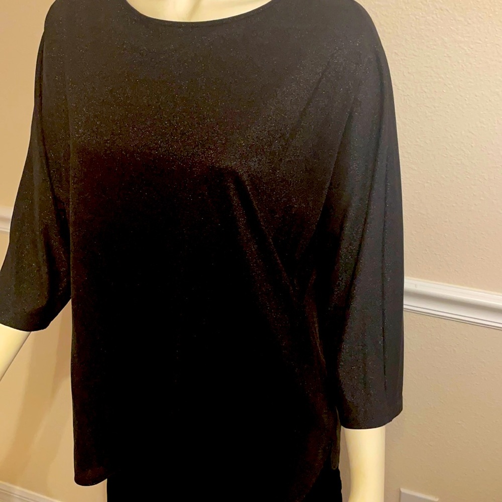 Chico black and metallic top